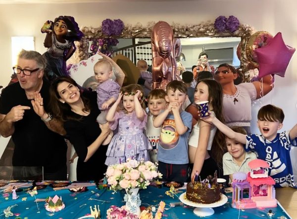 Η Χιλάρια Μπάλντουιν αποκαλύπτει ποια επέμβαση πλαστικής χειρουργικής έκανε μετά από επτά παιδιά