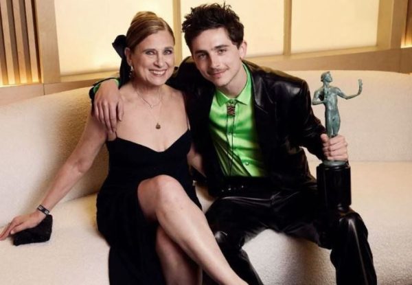 Η μητέρα του Τιμοτέ Σαλαμέ, Νικόλ Φέλντερ, έχει ήδη ζήσει τη δική της στιγμή διασημότητας