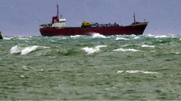 Ακυβέρνητο πλέει φορτηγό πλοίο στα ανοιχτά του ακρωτηρίου Μαλέα – Ανεμοι 6 μποφόρ στην περιοχή