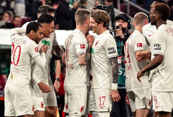 Τρομερό γκολ από τον Γιαννούλη κόντρα στην Μπάγερν (vid)