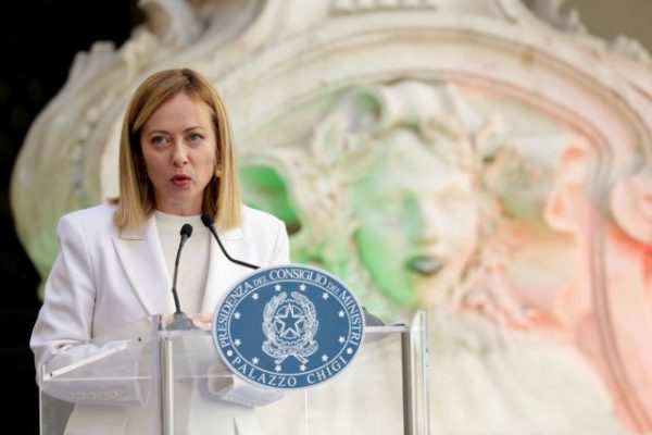 Δασμοί Τραμπ: Για «λανθασμένο μέτρο» κάνει λόγο η Μελόνι και ζητά να αποτραπεί ο εμπορικός πόλεμος