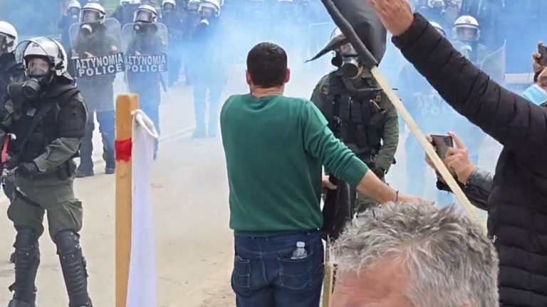 ΚΚΕ: Καταγγέλλουμε την απρόκλητη επίθεση των δυνάμεων καταστολής στην εκδήλωση Μητσοτάκη στην Κοζάνη