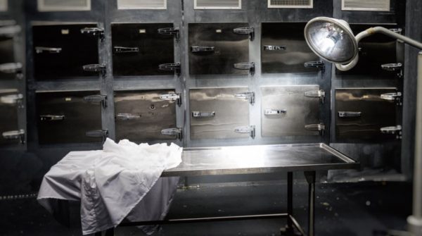 Αποκάλυψη in: Οι άγνωστοι φάκελοι «διαφθοράς» ιατροδικαστών σε Κέρκυρα και Λάρισα και τα «δυο μέτρα και δύο σταθμά» του υπ. Δικαιοσύνης