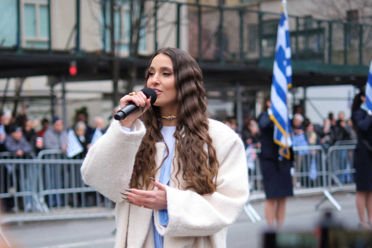 Evangelia: Ερμήνευσε τον Εθνικό Ύμνο στην παρέλαση της Νέας Υόρκης για την 25η Μαρτίου