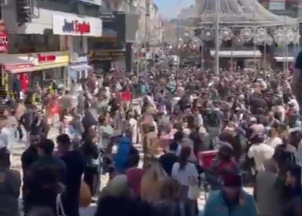 Σεισμός στην Κωνσταντινούπολη: «Μείνετε μακριά από κτίρια που έχουν υποστεί ζημιές» – Οδηγίες στους πολίτες