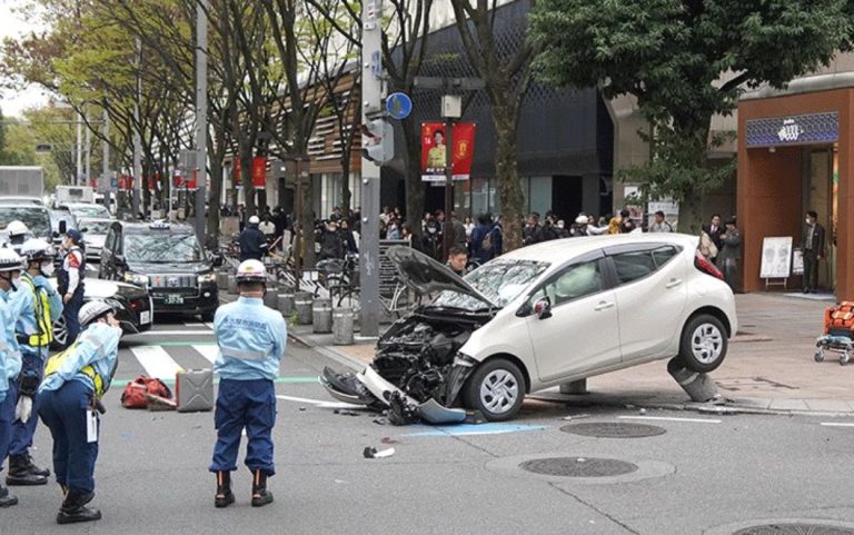 Ιαπωνία: Αυτοκίνητο έπεσε πάνω σε πεζούς – Επτά τραυματίες, συνελήφθη ο οδηγός