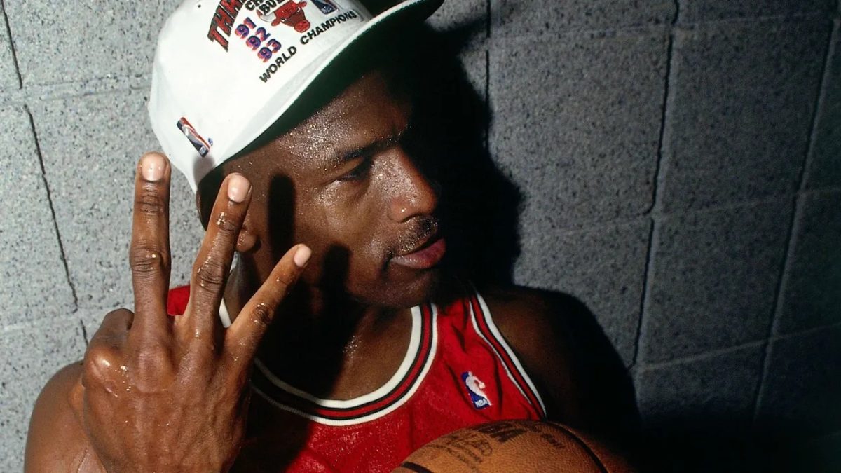 Ποιος ΛεΜπρον και Ρονάλντο; Ο Μάικλ Τζόρνταν είναι ο πιο ακριβοπληρωμένος αθλητής όλων των εποχών