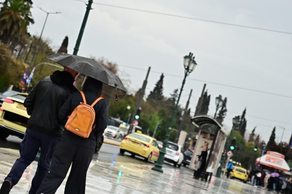 Κακοκαιρία: Ψυχρό μέτωπο από τα Βαλκάνια θα ρίξει σημαντικά τη θερμοκρασία