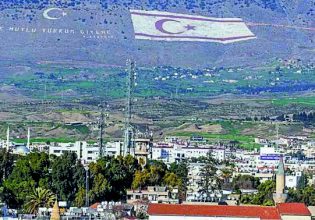 Κύπρος: Επιχείρηση εκτουρκισμού στα Κατεχόμενα με μαντήλα και νέο εποικισμό