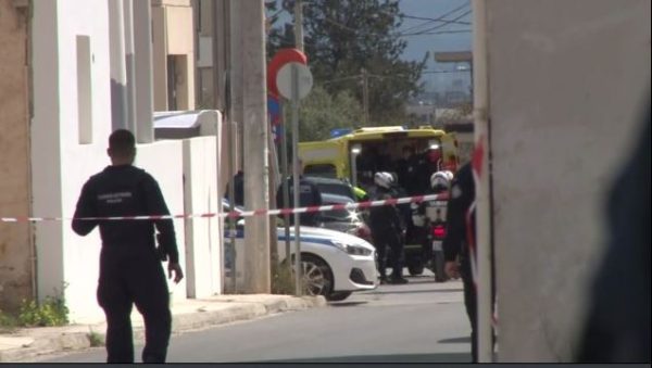 Κορωπί: Νέες μαρτυρίες για τον 51χρονο με το κατσαβίδι – Τι λέει η Δημογλίδου για τη στάση των αστυνομικών