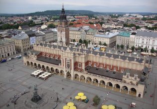Ανεβάζει στο 5% τις αμυντικές δαπάνες η Πολωνία – Το μεγαλύτερο ποσοστό στο ΝΑΤΟ