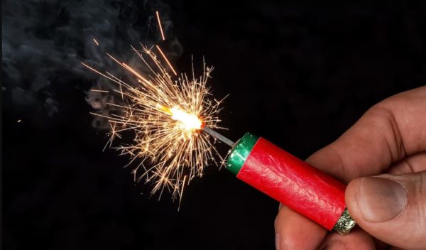 Κρήτη: Ακρωτηριάστηκε άνδρας στο Λασίθι όταν έσκασε κροτίδα στο χέρι του