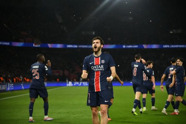 Κβαρατσκέλια: «Το γκολ μου θύμισε Μαραντόνα, είναι σαν θεός στην Νάπολι και τον αγαπώ» (pic, vid)