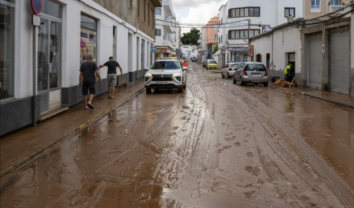 Ισπανία: Σε κατάσταση έκτακτης ανάγκης το Λανθαρότε – Σφοδρές βροχοπτώσεις, ποτάμια οι δρόμοι