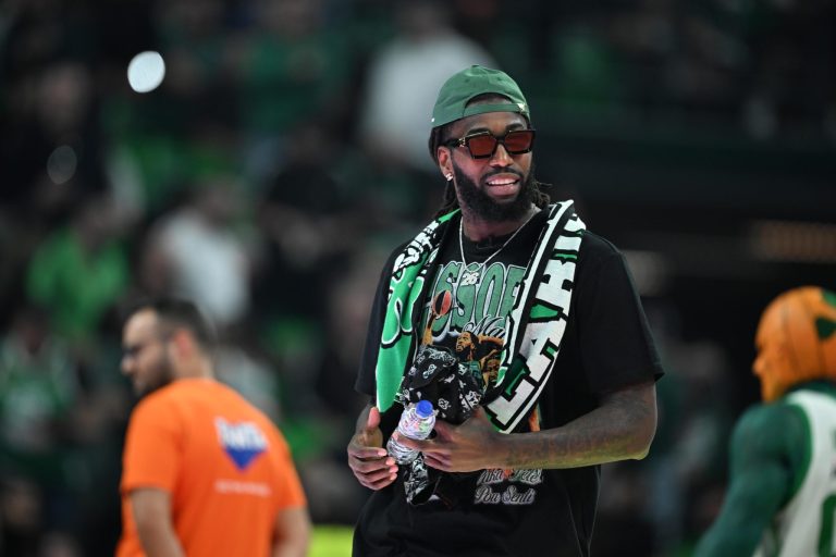 Λεσόρ για το πότε επιστρέφει: «Αν το πόδι μου μπορούσε να μιλήσει, θα απαντούσε»