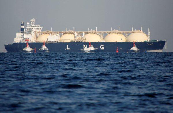 «Τρικυμία» στις σχέσεις βιομηχανίας LNG – Τραμπ για τα λιμενικά τέλη στα κινεζικά πλοία