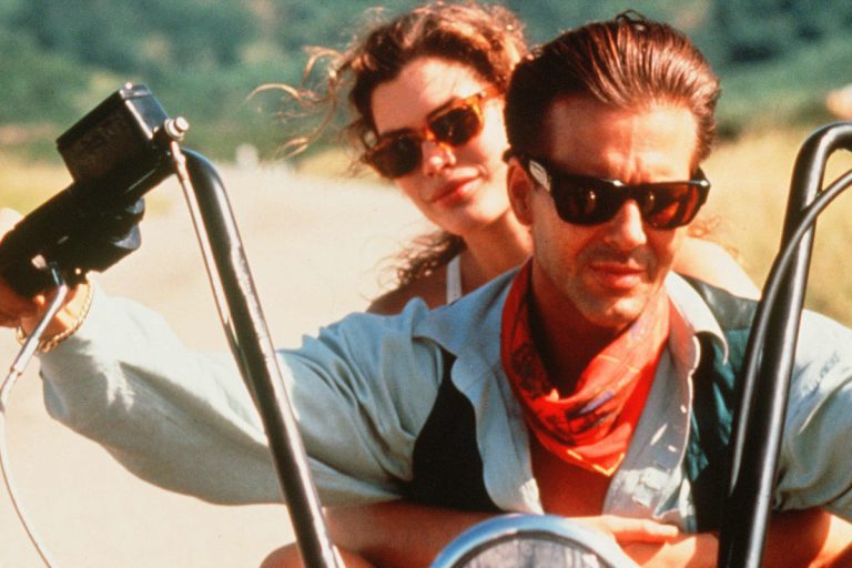 Μίκι Ρουρκ: Ανησυχίες για την υγεία του παραμορφωμένου σταρ πριν μπει στο Big Brother