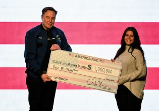 Ο Μασκ εξαγοράζει… ψηφοφόρους – 82 εκατ. για να ελέγξει ανώτατο δικαστήριο πολιτείας