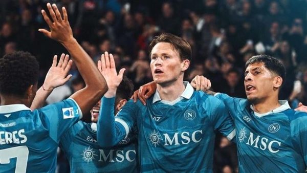 Μόντσα – Νάπολι 0-1: Διπλό με «υπογραφή» ΜακΤόμινεϊ και κορυφή για τους Παρτενοπέι!