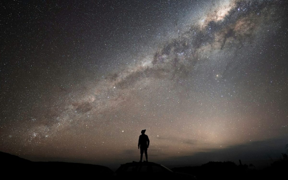 Άκρως Ζωδιακό: Τα Do’s και Don’ts στα ζώδια σήμερα [Κυριακή 06.04.2025]