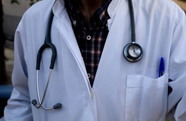 Γερμανία: Γιατρός κατηγορείται για τη δολοφονία 15 ασθενών του με θανατηφόρο κοκτέιλ φαρμάκων