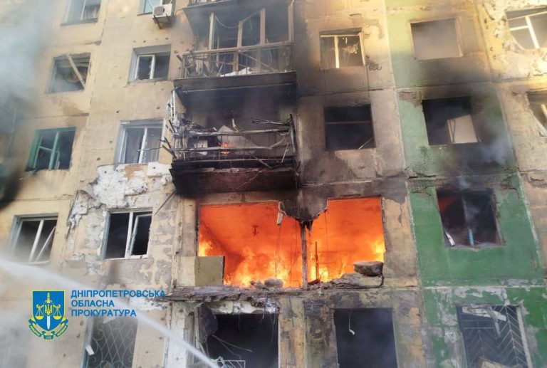 Ουκρανία: Τρεις νεκροί και οκτώ τραυματίες σε ρωσική επίθεση στην πόλη Πάβλοχραντ