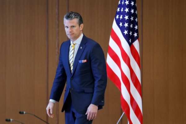 Τον Παναμά θα επισκεφθεί ο υπουργός Αμυνας των ΗΠΑ την ερχόμενη εβδομάδα