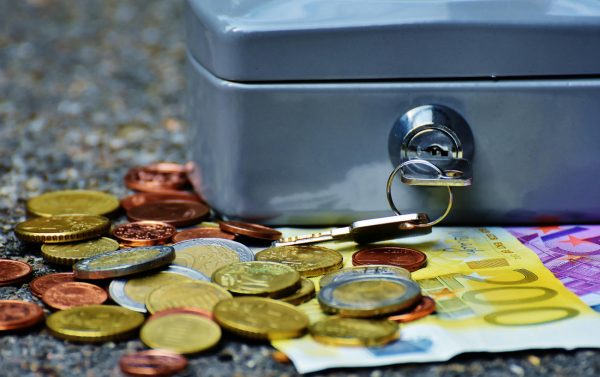 Αποταμίευση: Απλοί τρόποι εξοικονόμησης ακόμη και όταν τα χρήματα είναι περιορισμένα