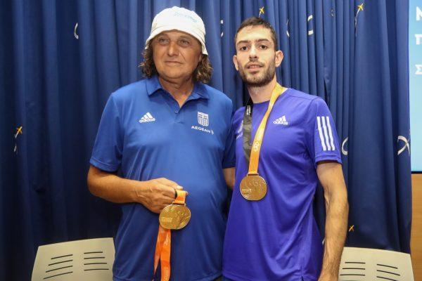 Στον Αγιο Νικόλαο Κρήτης δάνεισαν μηχανάκι στον Μίλτο Τεντόγλου για να πηγαίνει στην προπόνηση