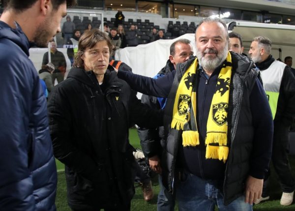 Οργή στον κόσμο της ΑΕΚ: «Δέστε ζώνες να πάμε όλοι μαζί στον πάτο – Υπνέιδα ήρθε η ώρα να χαιρετήσεις» (pics)