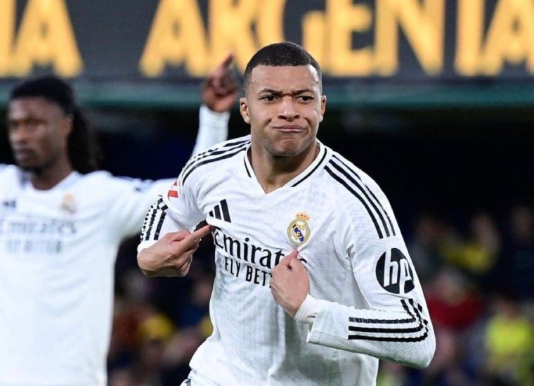 Εμπαπέ: «Δεν μπορώ να φανταστώ τη Ρεάλ χωρίς τον Βινίσιους»