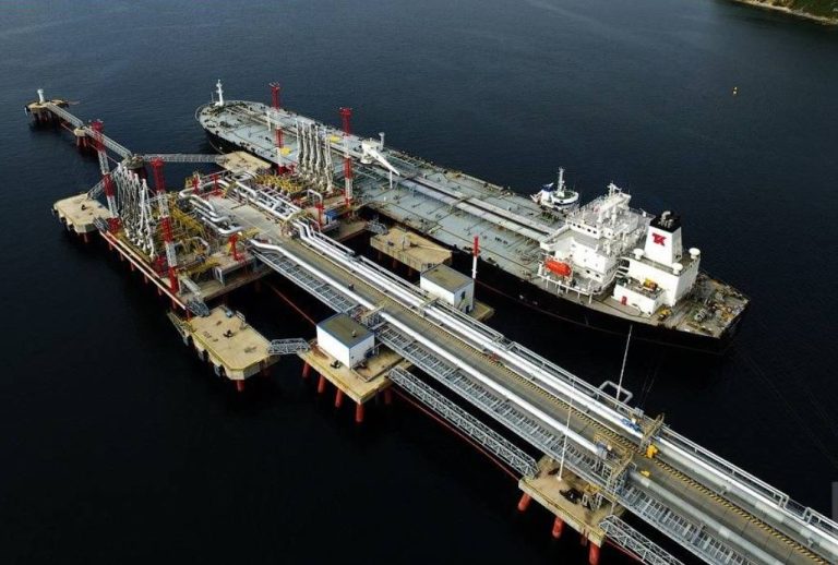 Σε αύξηση της παραγωγής πετρελαίου προσανατολίζεται ο ΟΠΕΚ+ τον Μάιο