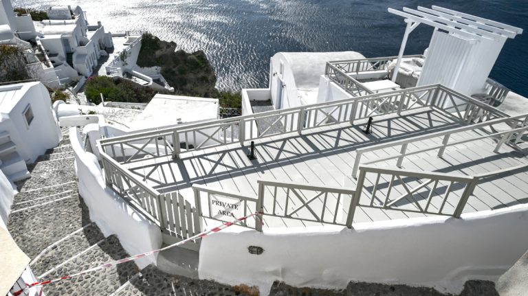 Πώς επηρεάζουν σεισμοί και πλημμύρες τις κρατήσεις του Πάσχα στα νησιά – ναυαρχίδες του ελληνικού τουρισμού