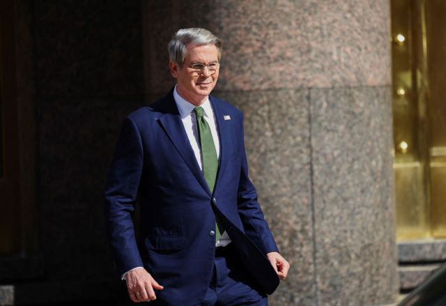 Δασμοί: Θα κλειστεί μεγάλη συμφωνία με την Κίνα κάποια στιγμή, λέει ο Μπέσεντ