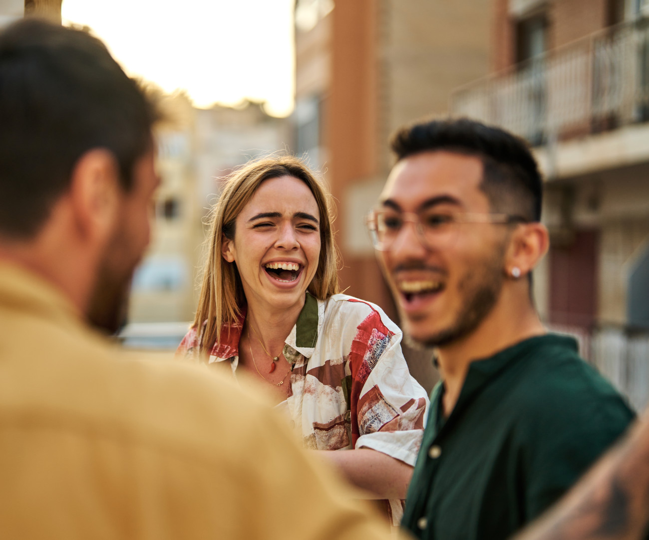 Είσαι εδώ τα απογεύματα της Τετάρτης «ταξιδεύοντας» σε ένα τσιμεντένιο κατάστρωμα στην Κυψέλη