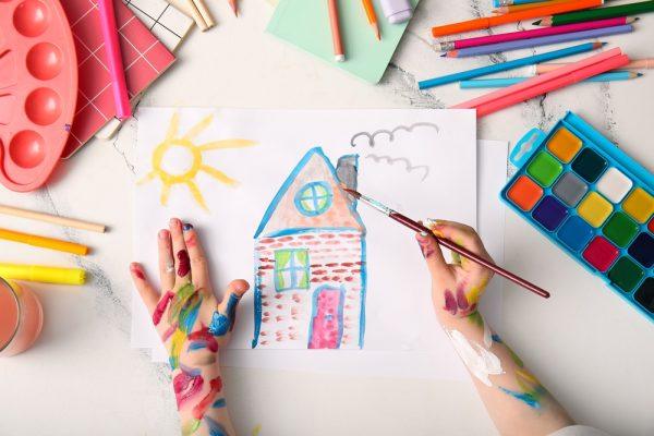 Μικροί Πικάσο: Πώς βοηθά η ζωγραφική τα παιδιά;