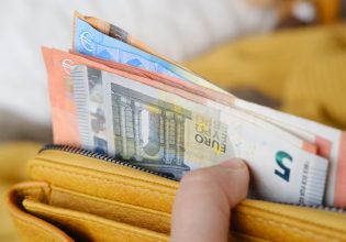 Κατώτατος μισθός: Πρεμιέρα με 880 ευρώ – Ποια επιδόματα αυξάνονται [γράφημα]