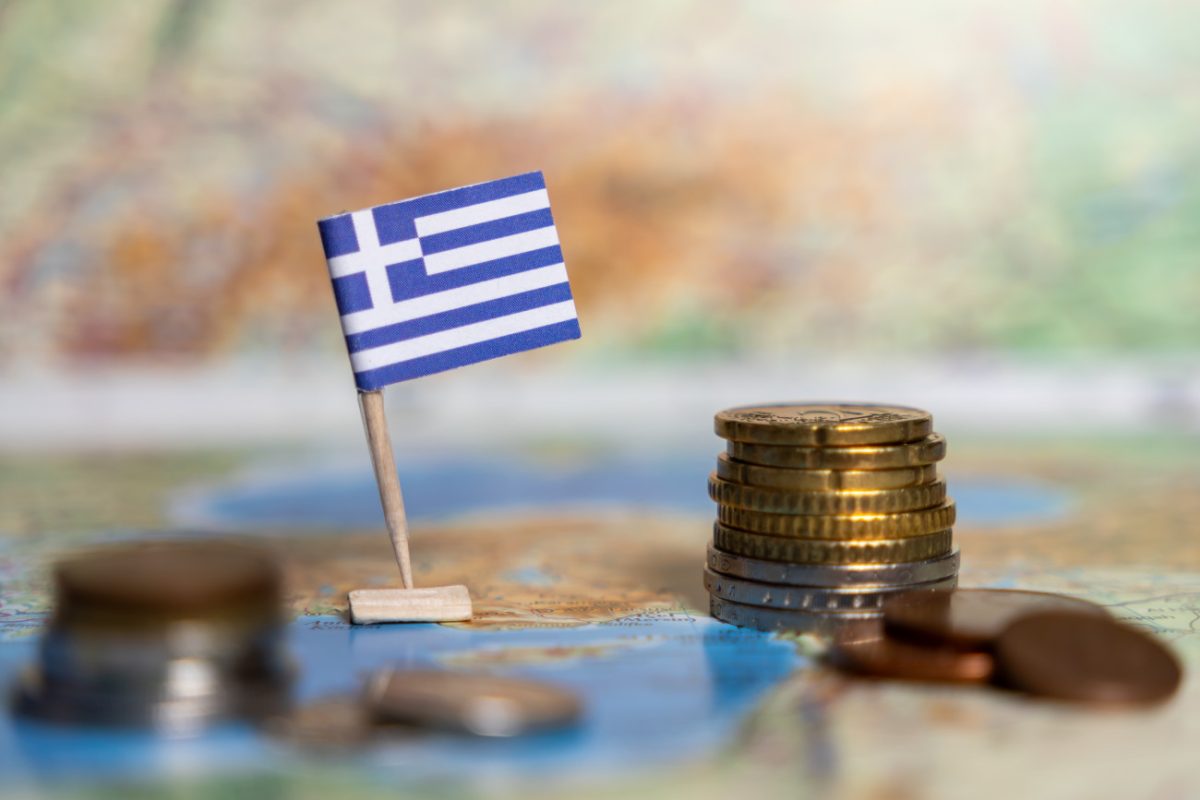 Πώς θα επηρεάσουν οι δασμοί Τραμπ την Ελλάδα – Τι εξετάζει η κυβέρνηση
