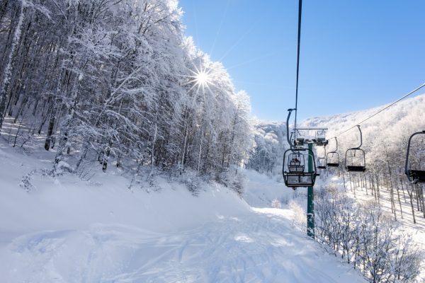 Καιρός: Χιονίζει στη Φλώρινα – Στα «λευκά» Πισοδέρι και Νυμφαίο