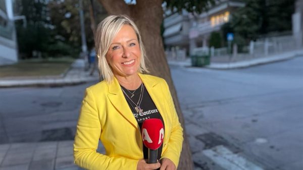 Έφυγε από τη ζωή η δημοσιογράφος Σούζυ Καζαντζίδου