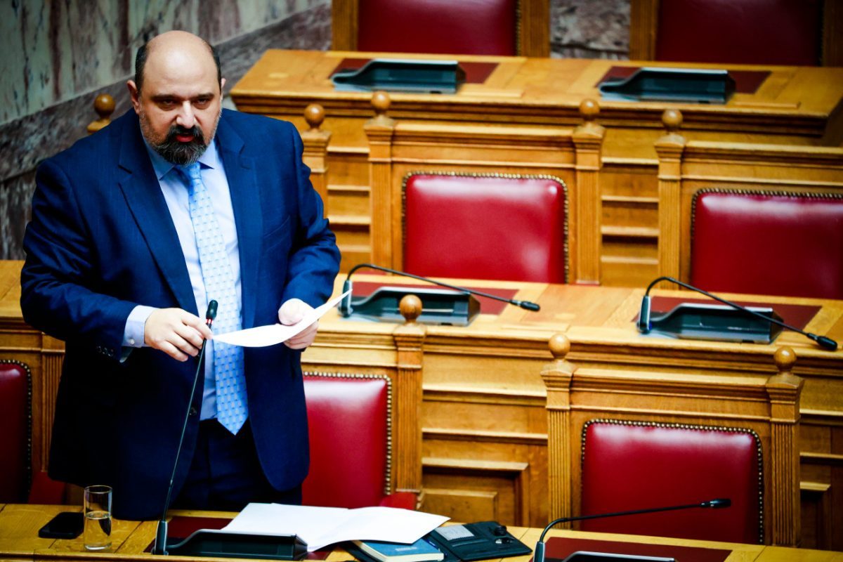 Προανακριτική: Κατατίθενται τα πορίσματα των κομμάτων για τον Τριαντόπουλο – Κοινή δήλωση ΣΥΡΙΖΑ, ΝΕΑΡ, Λινού