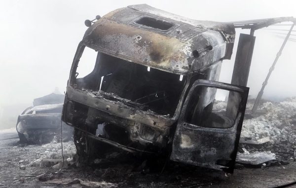 Κοζάνη: Συγκλονίζουν οι μαρτυρίες οδηγών για το τραγικό δυστύχημα – Το προβληματικό e-pass, η ομίχλη και η νταλίκα