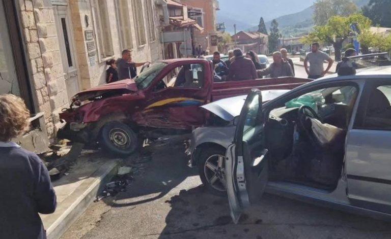 Αρκαδία: Σοκαριστικό τροχαίο δυστύχημα στο Λεβίδι – Μια γυναίκα νεκρή