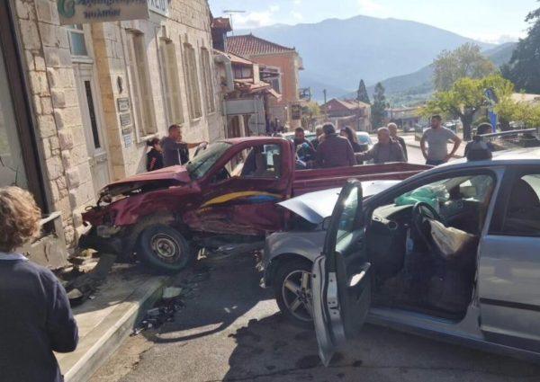 Αρκαδία: Συγκλονίζει η μαρτυρία του φαρμακοποιού που ήταν αυτόπτης μάρτυρας στο τροχαίο δυστύχημα στο Λεβίδι