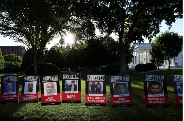 Τραμπ: Θα αντιμετωπίσει τις πόλεις- άσυλο που δεν «συμμορφώνονται» για το μεταναστευτικό