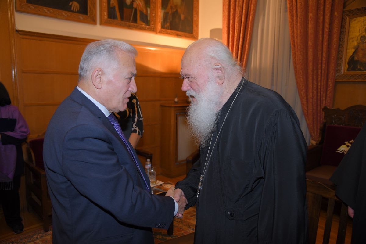 ΚΕΔΕ και Ιερά Αρχιεπισκοπή Αθηνών ένωσαν δυνάμεις κατά της ενδοοικογενειακής βίας