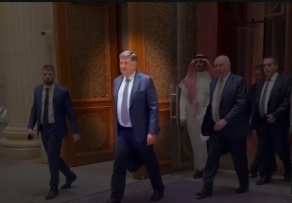 O «βαρόνος» αρχικατάσκοπος του Πούτιν πίσω από τις διαπραγματεύσεις ΗΠΑ-Ρωσίας