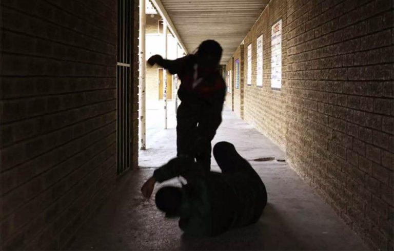 Νέα Φιλαδέλφεια: Άγρια επίθεση σε 12χρονο από 5 συμμαθητές του – Τι λέει η μητέρα του