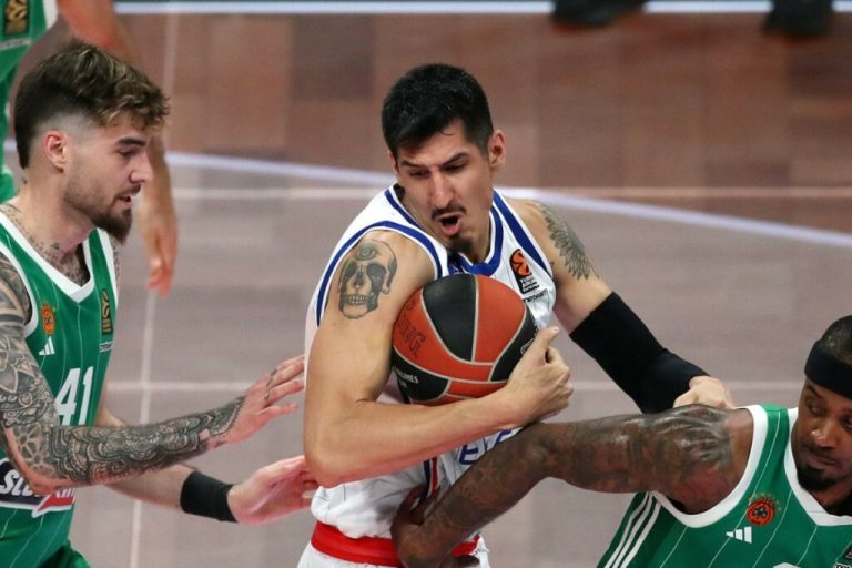 Η σύζυγος Γουίλις κατήγγειλε πρωτοφανή γεγονότα και η σύζυγος Λεσόρ την δικαίωσε (pics)