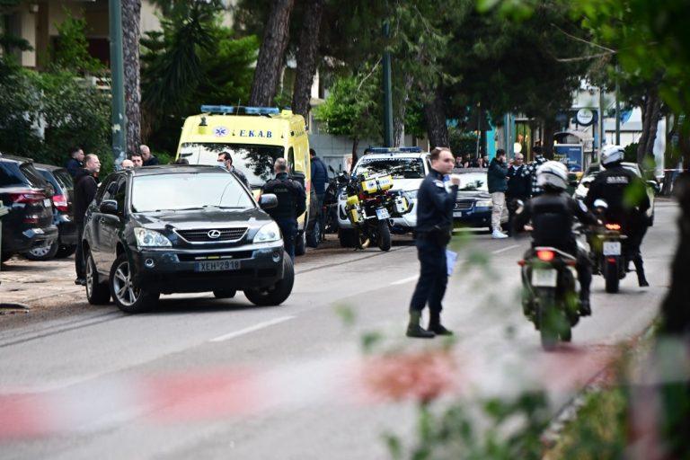 Χαλάνδρι: Έφοδος της αστυνομίας στο σπίτι του Μοσχούρη μετά τη δολοφονία – Πήραν κινητά, τάμπλετ και έγγραφα